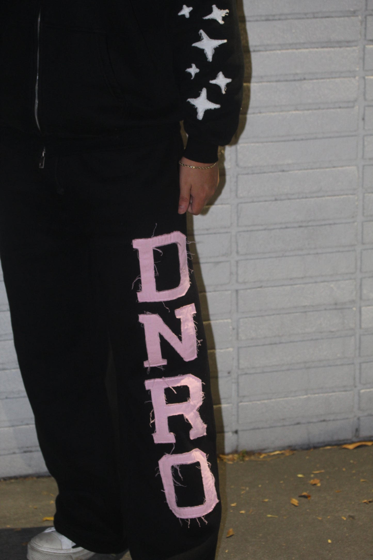 DNRO PINK PANTS
